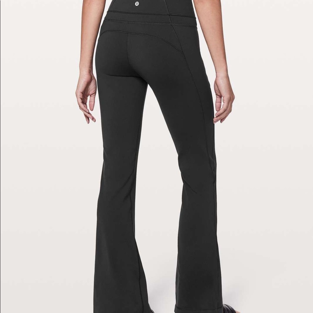 Lululemon yoga pants